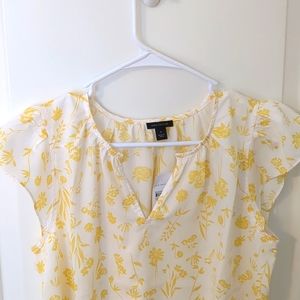 Ann Taylor NWT Medium Shirt